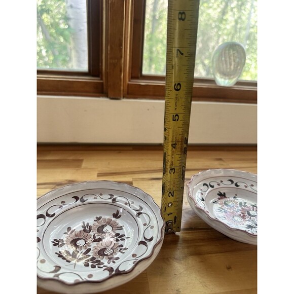 2 Vintage Serving Bowls 5" Folk Art Hand Painted German Hungarian Use, Wall Hang - Picture 10 of 10